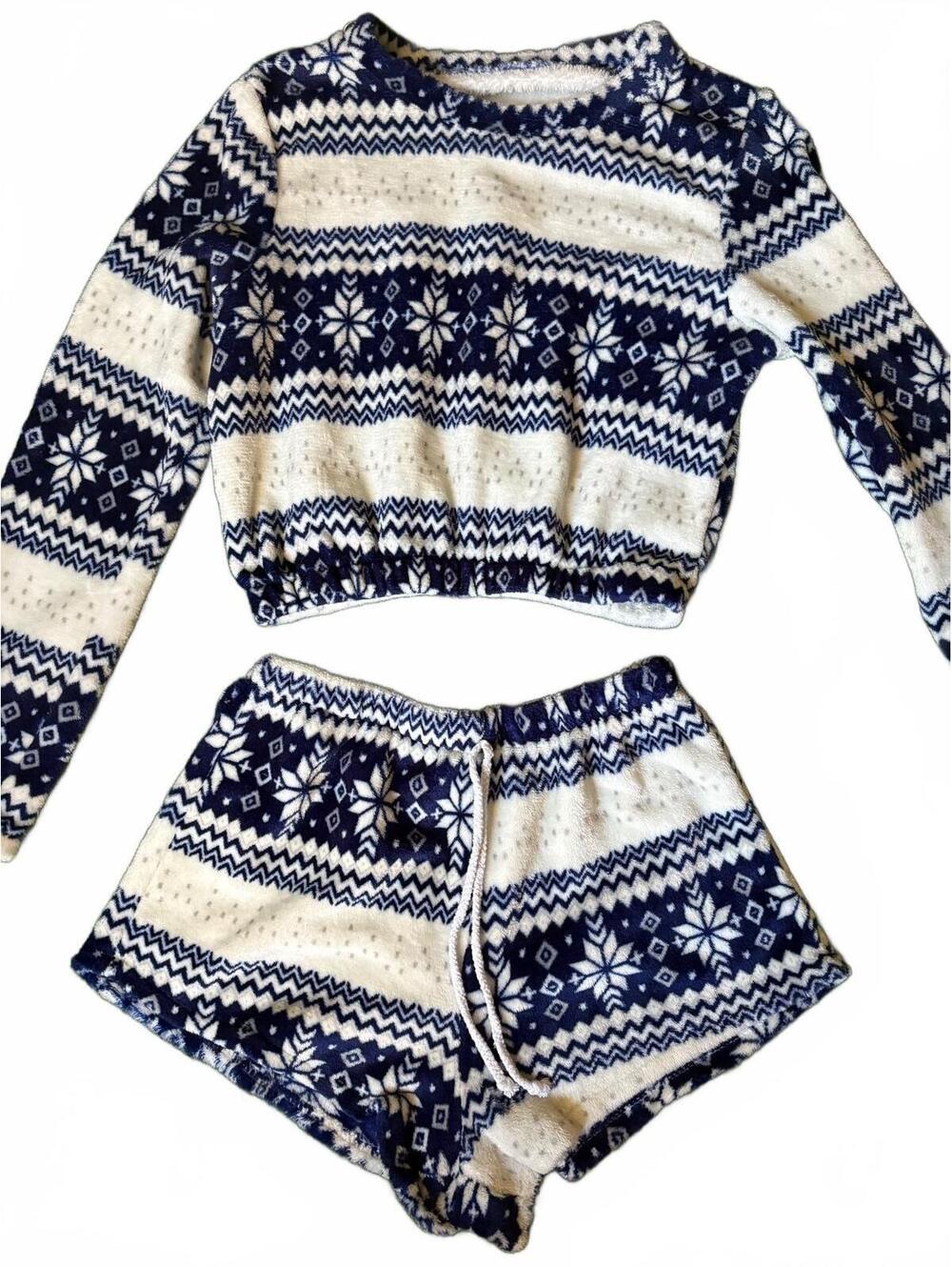 Fuzzy two-piece holiday pajama set - crop top & shorts - Medium